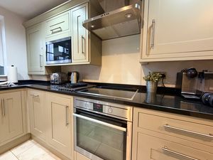 Photo 14- click for photo gallery